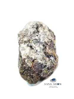 اسموکی کوارتز زیبا در اعماق کریستال های کوارتز اصل S1018 راف