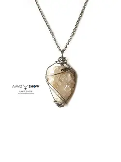 تهیه و خرید آویز سنگ کوارتز با تجمع بلور A768 راف | سنگشو