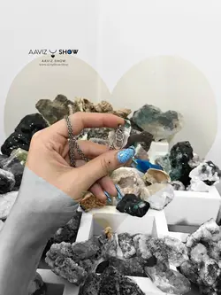 گردنبند کوارتز شکری نمونه استثنایی و راف و معدنی A846