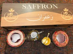 زعفران کادویی جعبه MDF و قوری و هاونگ 8گرم زعفران ممتاز