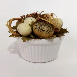 گلدان به همراه گل مصنوعی مدل تخم بلدرچین کد 2134