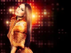 پوستر دیواری فشن سه بعدی دختر مو خرمایی کد FS-092 - رونیا