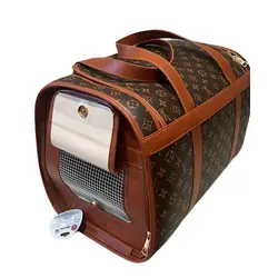 کیف حمل سگ و گربه LV