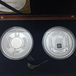 پک بینظیر سکه های نقره سومالی ( طرح بسیار زیبای کعبه + قبله نما ) ۴ اونس نقره 999 %