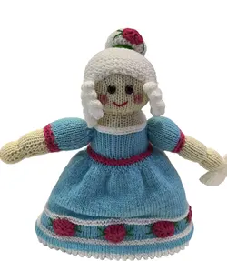 عروسک بافت دست ساز دختر با قابلیت تغییر شخصیت