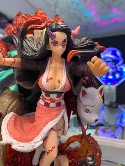 فیگور اورجینال نزوکو و تانجیرو Demon Slayer:Nezuko&Tanjiro چراغ دار