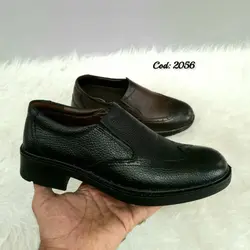 کفش مجلسی اداری مردانه زیره طبی چرم طبیعی مدل هشترک سبک و راحت مشکی 2056