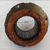 سیم پیچ استاتور کمپرسور کولر گازی پیستونی تکامسه لبه دار فیش پایین مدل JAH5527E