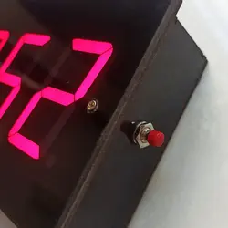 ساعت دیجیتال دیواری آرامش همراه با دماسنج اندازه متوسط | کد E22 - فروشگاه اینترنتی سنبل کالا