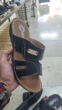 دمپایی طبی مردانه مدلped رویه چرم خارجی فوق العاده سبک سایز 40تا 45 دور دوخت ارسال رایگان- لطفاً سایز رو از قسمت پایین عنوان دقیق انتخاب کنید و از تخفیف تکسایزها استفاده کنید