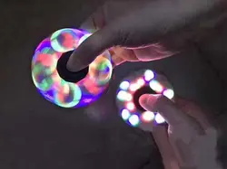 اسپینر چراغ دار LED Light Fidget Spinner