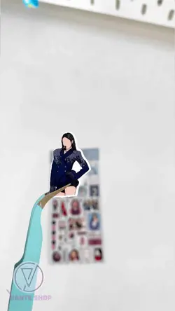 استیکر بُرش خورده بلک پینک جنی |