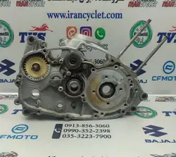کارتل وسط راست موتور سیکلت کاواساکی اصلی استوک سالم کد 8