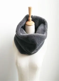 Solid Warm Fur Pullover Scarf 