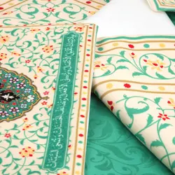 جانماز مخمل سه تیکه طرح محراب زبان عربی