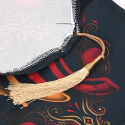کتیبه پاناما عمودی کنار آیفونی با شعار لبیک یا حسین 20*40