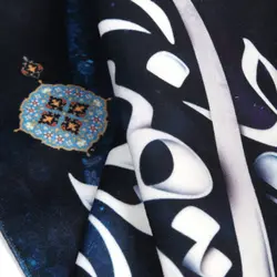 کتیبه مخمل آیفونی طرح چادرت را بتکان روزی ما را بفرست 20*40