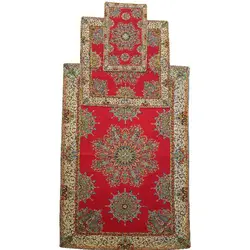سجاده و جانماز ترمه ابریشم کد TRSAJJA64 نفیس رنگ قرمز آستر زرشکی لبه مغزی دوزی
