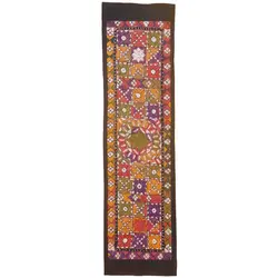 رومیزی مستطیل باریک سوزن دوزی کد SOOZRA62