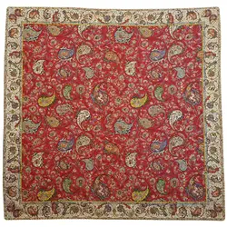 رومیزی مربع ترمه ابریشم کد TRM198 نفیس رنگ قرمز آستر زرشکی لبه مغزی دوزی