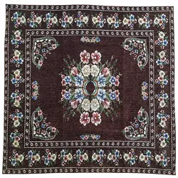 رومیزی مربع مخمل منجوق دوزی کد MAKHKOOBMOR۲