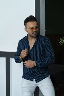 پیراهن مردانه آستین بلندراه راه ریزسرمه ای کد 11037 - فروشگاه پوشاک M2Mode