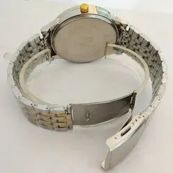 ساعت بند فلزی مردانه تیسوت ساعت شیک و رنگ ثابت TISSOT تاریخ شمار ضدآب کادوی خاص ویژه ساعت طلایی نقره ای