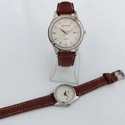 ساعت بند چرمی جفتی ،زنانه و مردانه،ارسال رایگان،ضدآب،قهوه ای،کادو خاص،حراج ساعت،فروش ویژه تاریخ شمار