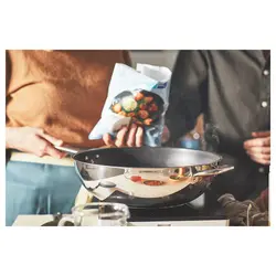 ماهیتابه برند IKEA مدل IKEA 365+ Wok | پوشش فولاد ضد زنگ| 32 سانتی متری-ارسال 15 الی 20 روزکاری | ایپسند| خرید از آمازون | خرید آسان از امارات و امریکا