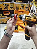 دریل شارژی دیوالت پیچ بند و بکس مدل 2.6AH 24 ولت DSD710KD4