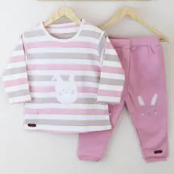 بلوز آستین بلند و شلوار طرح راه راه خرگوش