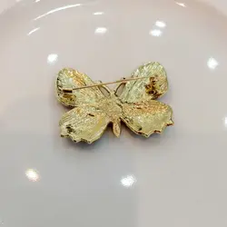 سنجاق سینه پروانه - فروشگاه تیته