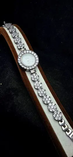 ساعت نقره زنانه طرح فلاور - جواهر خاص