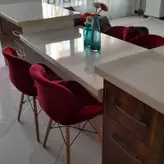 چهارپایه هیدیکا مبلمان مدل لارا پایه ایفلی روکش پارچه