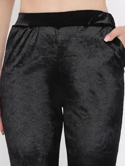 لباس ورزشی مشکی رنگ آیکی چیک