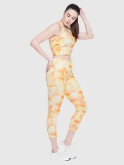 لباس ورزشی نارنجی رنگ کلویا