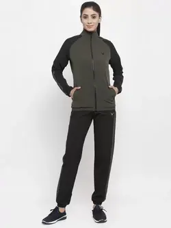 لباس ورزشی سبز مشکی رنگ اینوینسیبل