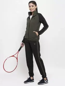 لباس ورزشی سبز مشکی رنگ اینوینسیبل