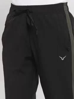 لباس ورزشی سبز مشکی رنگ اینوینسیبل