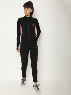 لباس ورزشی مشکی رنگ چکوکو