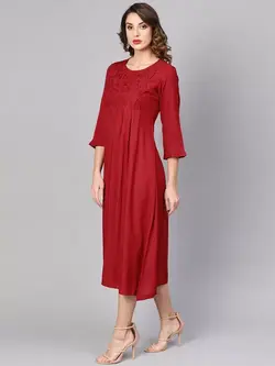 پیراهن عنابی رنگ طرحدار یاش گالری