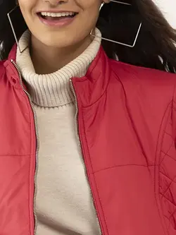 کاپشن قرمز رنگ زینک لندن