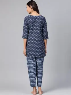 بلوز شلوار سورمه ای رنگ طرحدار آناب هیوتی