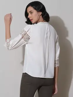 بلوز سفید رنگ کومار