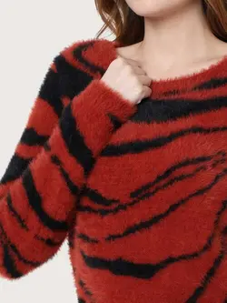 بافت قرمز مشکی پلنگی ورومودا