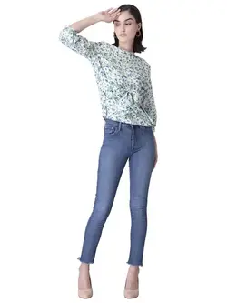 بلوز سفید رنگ گل دار فاب آلِی