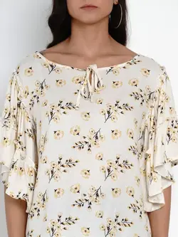 بلوز رنگ بژ لاتین کوارترز