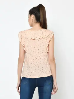 بلوز صورتی رنگ خالخالی لاتین کوارترز