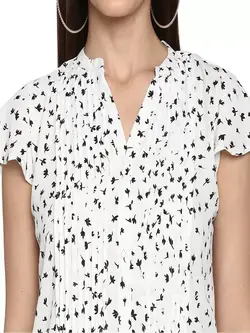 بلوز سفید رنگ گلدار مودبای رد