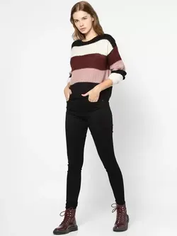 بافت راه راه خاکستری مشکی اُنلی